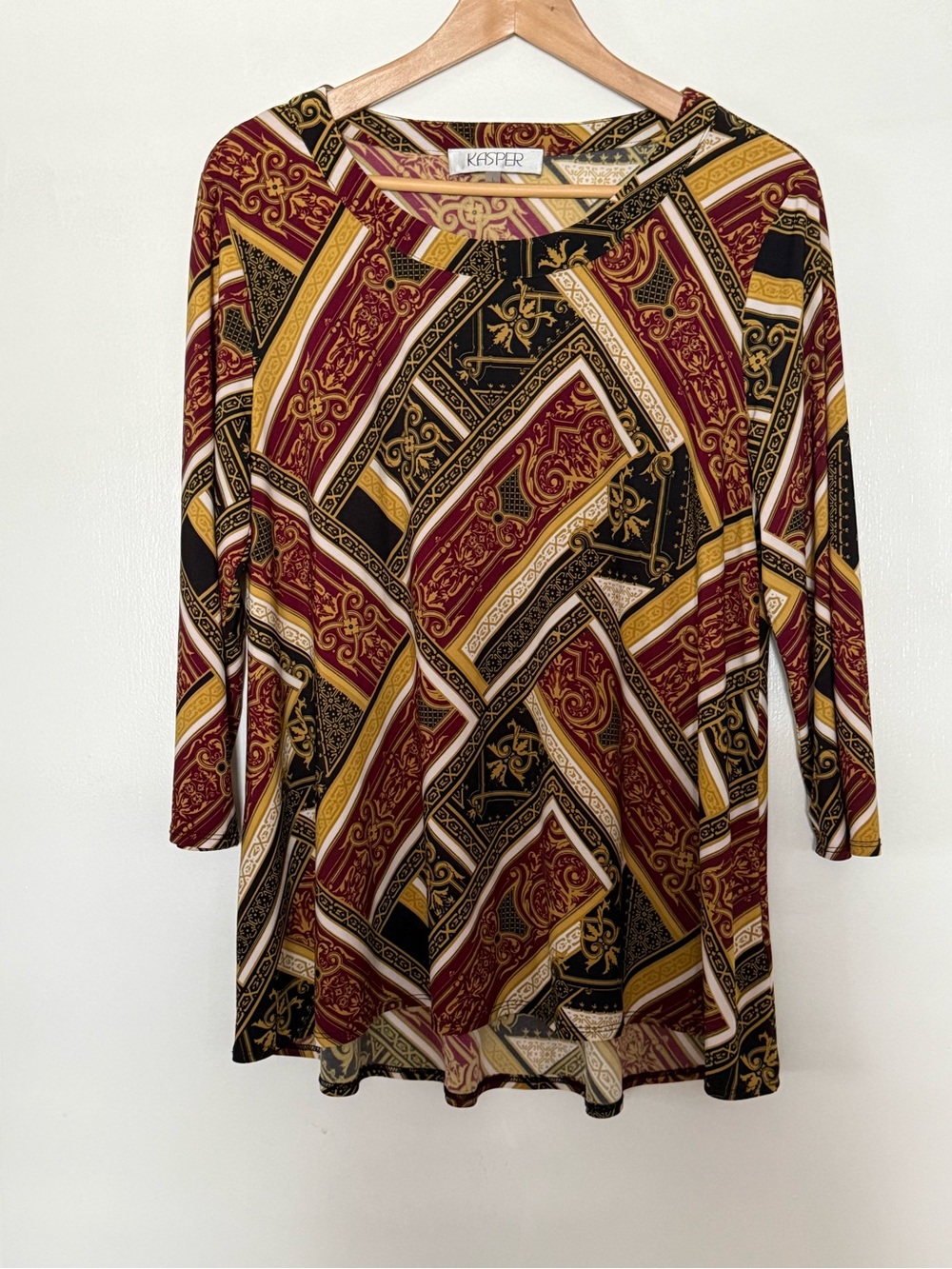 Kasper Burgundy Black and Gold Patterned Long-Sleeve Tee